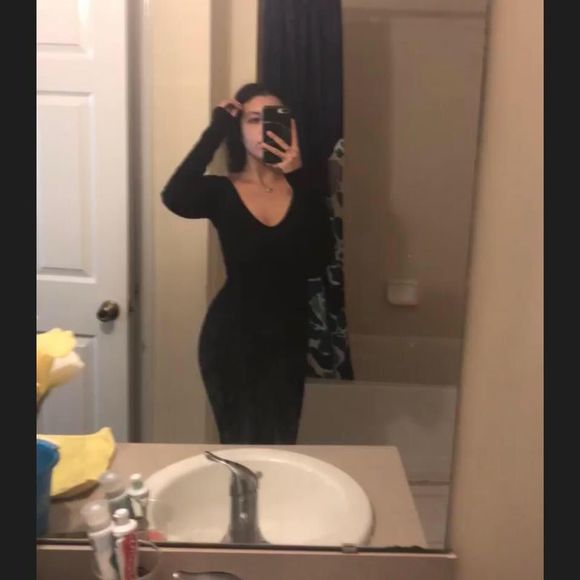 Meet your Posher, Nadine - Picture 1 of 1